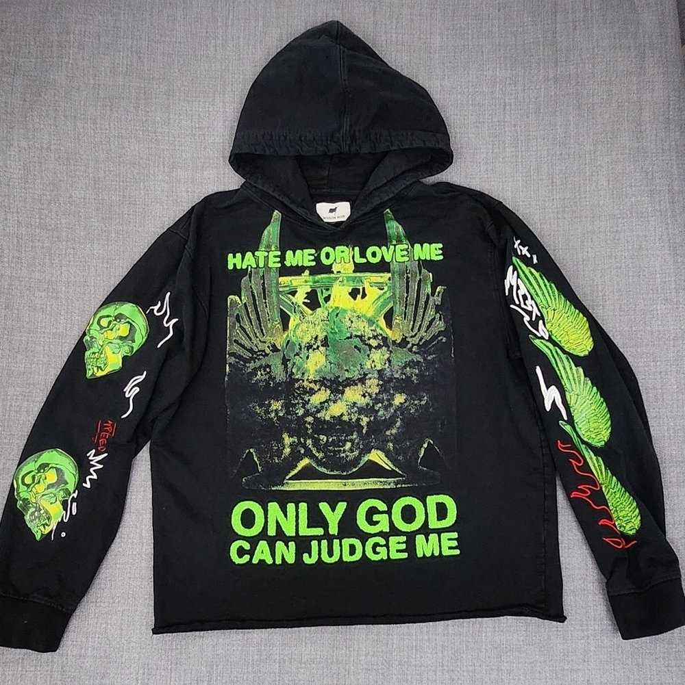 Maison Noir Judgement Graphic Skull Design Embroidered Black Hoodie. Medium
